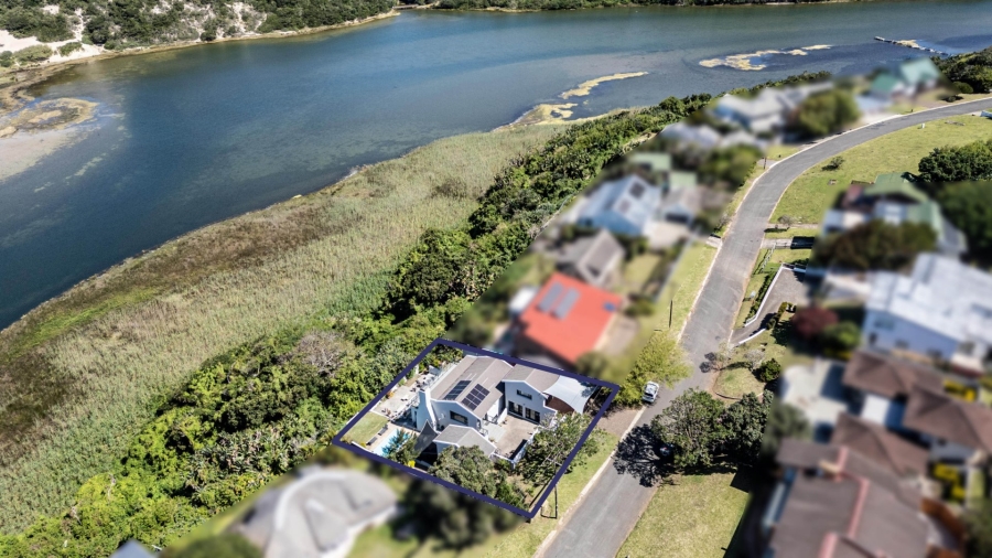 7 Bedroom Property for Sale in Cintsa East Eastern Cape